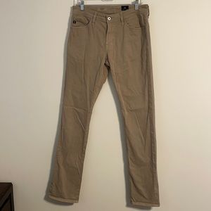 AG The Graduate Tailored Leg Khakis- 30x34